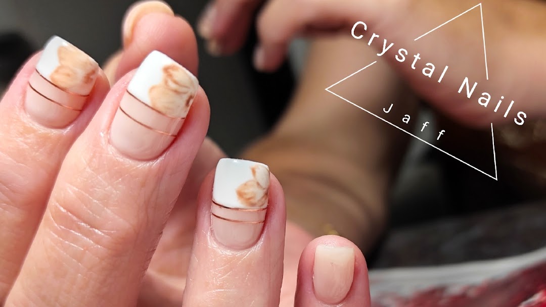 Crystal Nails - Prothésiste ongulaire russian manucure à Chemillé