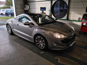 Photo n°18 de Contrôle Technique DEKRA à Rochefort (Centre de contrôle technique)