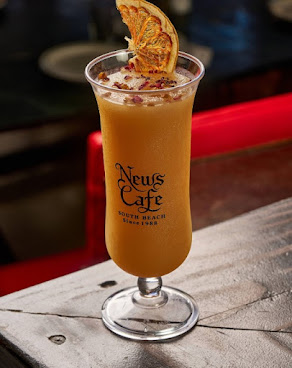 News Cafe by null