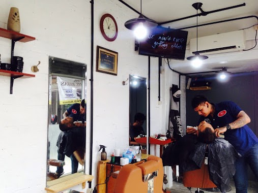 Symmetry Barbershop, Author: danial belly mas agung