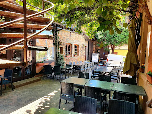 Photo n°57 de Restaurant Aux Trois Fleurs à Oberhoffen-sur-Moder (Restaurant)