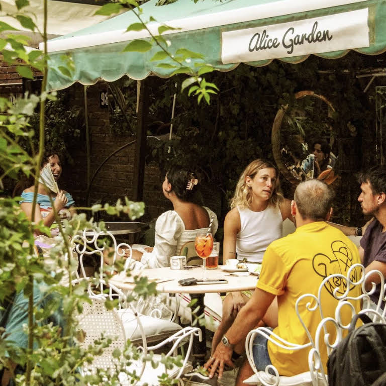 Alice Secret Garden - Restaurant in Barcelona