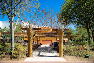 Photo n°19 de Aire de pique-nique du parc du Futuroscope à Chasseneuil-du-Poitou (Aire de pique-nique)