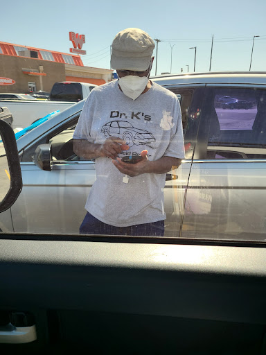Dr K's Windshield Repair Logo