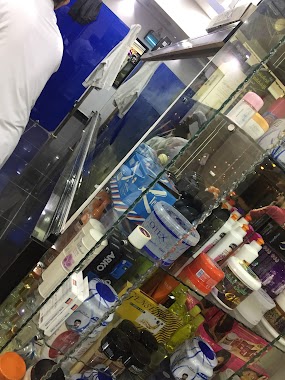 حلاق VIP Barber, Author: Don Soma