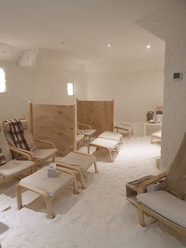 Salt Cave London (Earlsfield) - Thumbnail