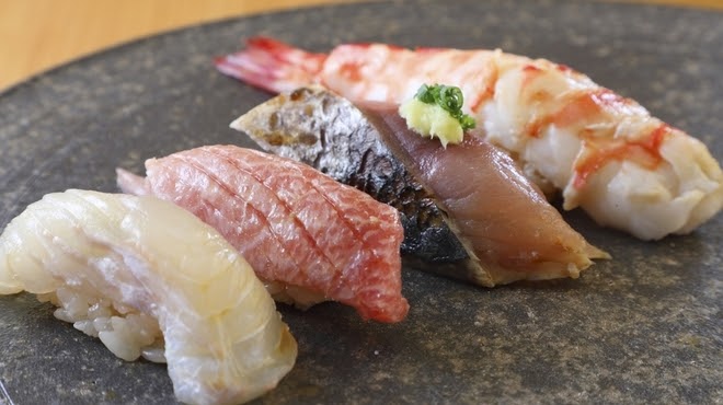 鮨よしかわ 恵比寿 景點