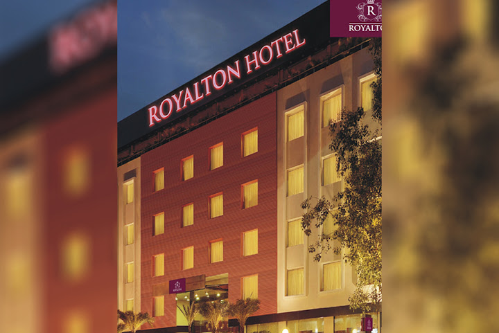 Royalton Hotel by null