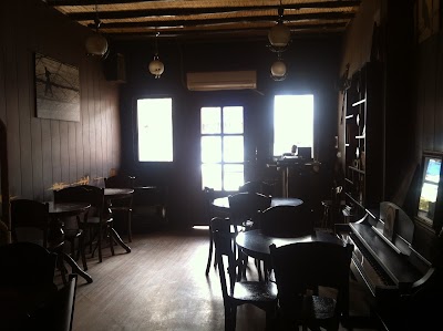 Photos of Adam And Eve Cafe