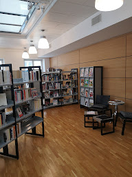 Photo n°7 de Médiathèque à Saint-Calais (Bibliothèque)