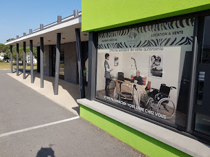 Photo n°4 de Pharmacie Alphonse Daudet à Vauvert (Pharmacie)