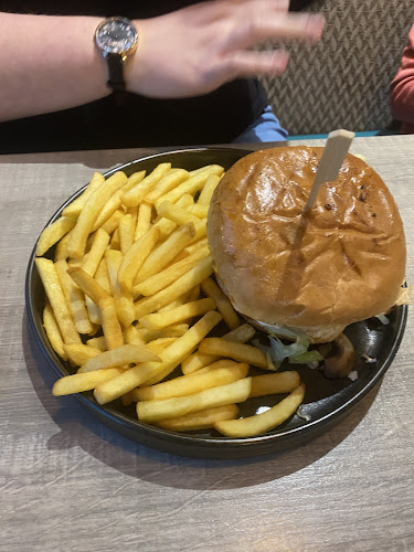 Jungle Grill - Restaurant