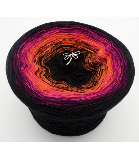 Lady Dees Gradient Yarn EXPORT - Visual