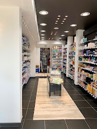 Photo n°21 de Pharmacie du Faron Totum à Toulon (Magasin de vitamines et compléments alimentaires)