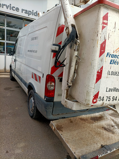Renault Auzon Gallery - France