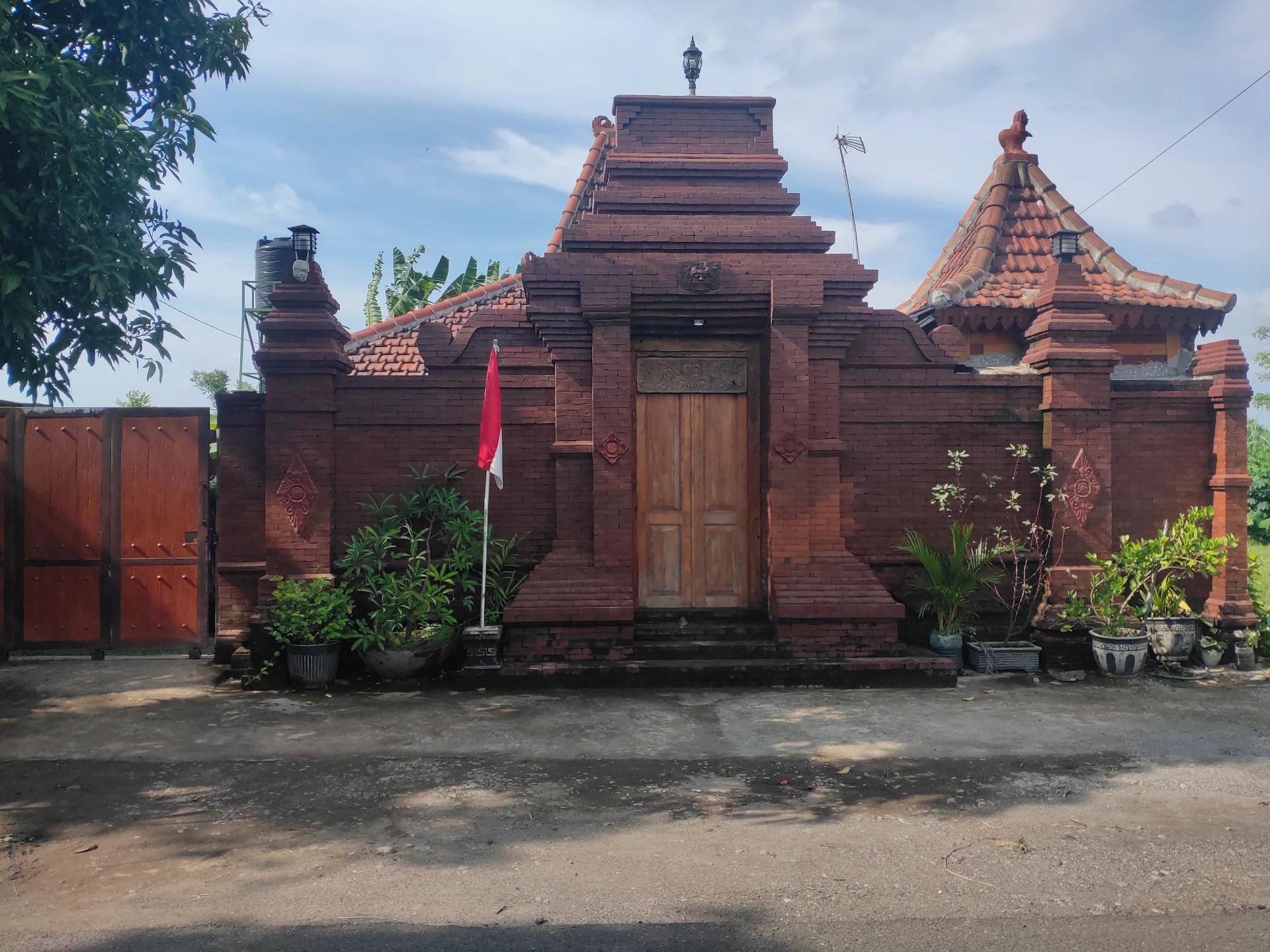 Grha Pawitra Trowulan