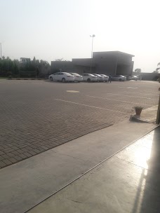 Toyota Lyallpur Motors faisalabad