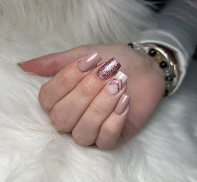 Photo n°3 de Fairy’s Nails à Heyrieux (Salon de manucure)