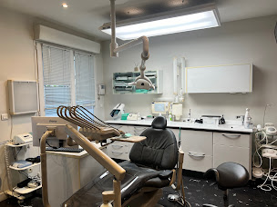 Photo n°3 de Dr jennifer mimoun à Conflans-Sainte-Honorine (Cabinet dentaire)