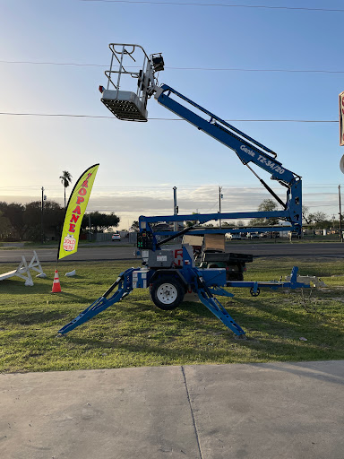 Saenz Hardware and propane - Visual