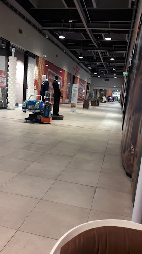 Numer telefony do Outlet Lublin