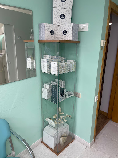 Clínica dental Dr. José Luis Alvarez Medrano Gallery - Spain
