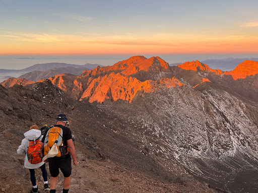 Chasing Summits - Visual