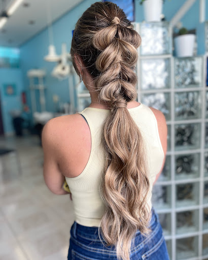 Peluquería y estética Lina - Thumbnail