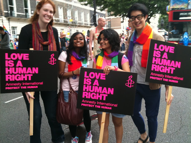 Comments and reviews of Amnesty International UK