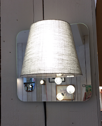 Photo n°12 de Antiquités brocantes - Watt by Bertrand Legrix à Dinard (Service de réparation de luminaires)