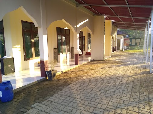 Masjid At -Tauhid, Author: wadhu ali