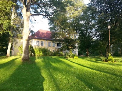 Photos of Mercendarbe Manor