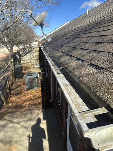 Million's Pressure Washing