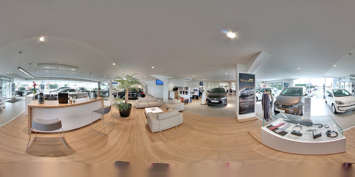 Volkswagen Deauville - VIKINGS AUTO - Thumbnail