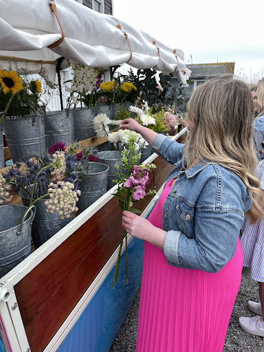 Buttercup The Flower Truck - Thumbnail