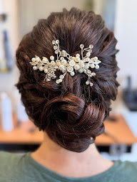 Photo n°2 de Un Temps Pour Vous à Neuvy-en-Sullias (Salon de coiffure)