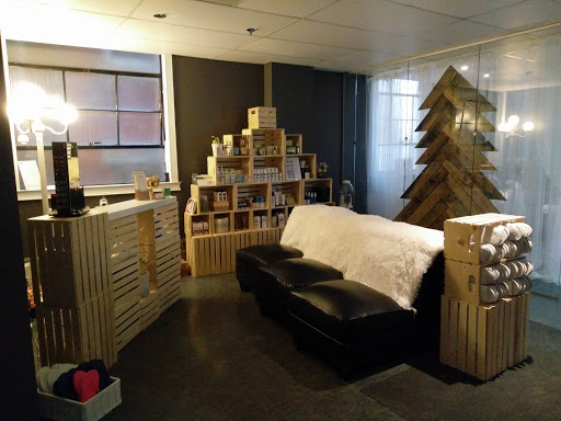 Aura Spa Calgary - Thumbnail