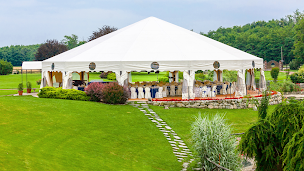 Photo n°1 de Pagodes Location à Mours-Saint-Eusèbe (Siège social)