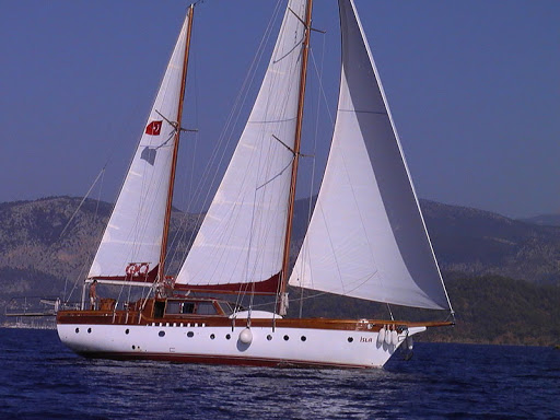 Isla Yachting