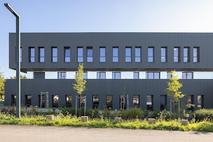 Photo n°27 de Totem Formation École de Commerce à Cesson-Sévigné (Centre de formation)