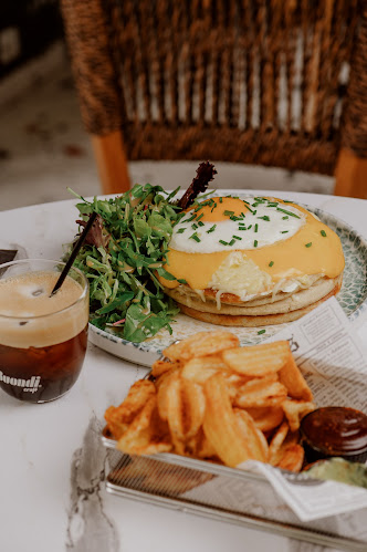 Μπουμπουλίνας 1, Γαλάτσι 111 46