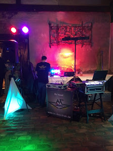 DJ AXEL / Hochzeits und Party DJ mobil mit Licht und Ton An d. Reiherbeize 4, 15834 Rangsdorf, Deutschland