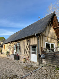 Photo n°26 de Domaine Les Chillards à Fauguernon (Lodge)