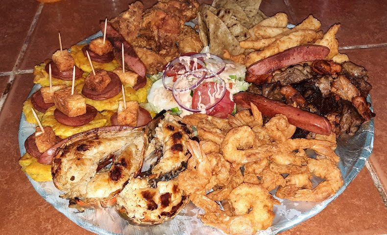 Sport Bar & Restaurant Caribbean View El Malecon by null