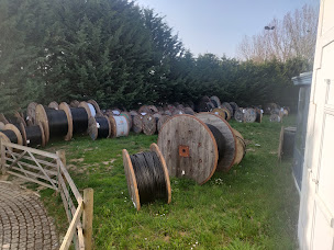 Photo n°4 de SPLICE TELECOM à Bernes-sur-Oise (Entreprise de construction)