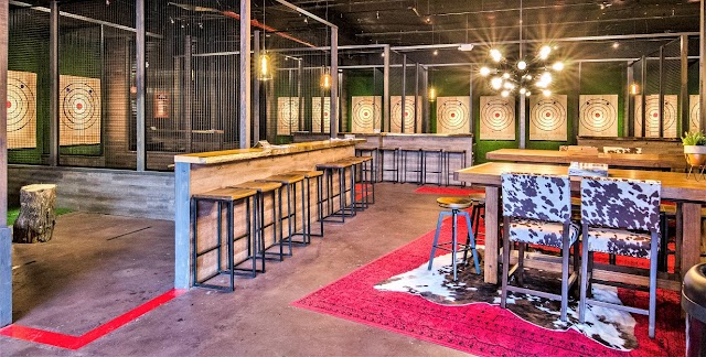 Kick Axe Throwing BROOKLYN