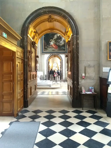 Comentarii opinii despre Paroisse Saint-Paul Saint-Louis