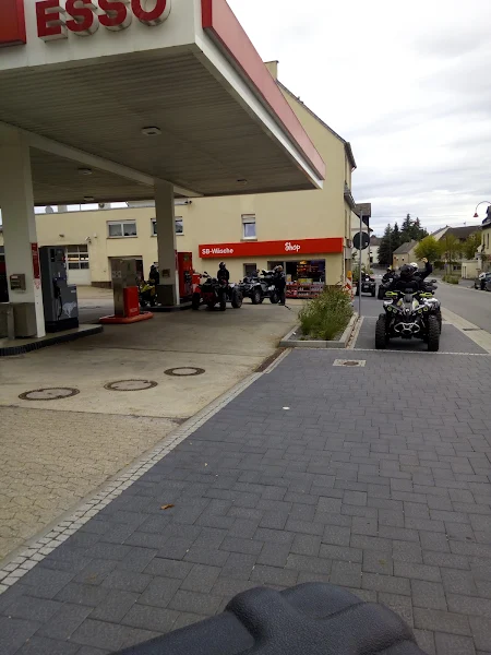 Esso Station Kruft photo