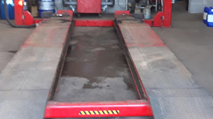 Photo n°2 de Christophe Thoyer-n 1 Du Pneu Mellois à Melle (Magasin de pneumatiques d'occasion)