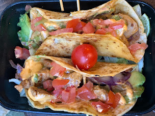 Photo n°10 de Cave Bourbon Restaurant Tapas à Anduze (Restaurant de tapas)